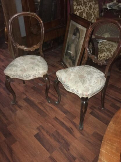 2 sedie Luigi Filippo in noce del  '800