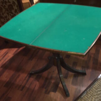 Tavolo da gioco in legno di noce