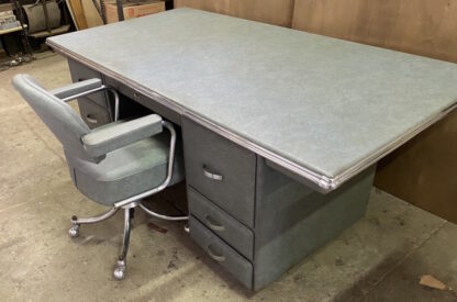 Scrivania di design americano degli anni 50 - immagine 2