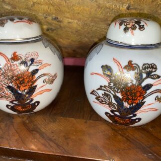Coppia di vasi cinesi in ceramica