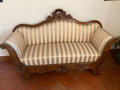 Divano Luigi Filippo  in legno di noce