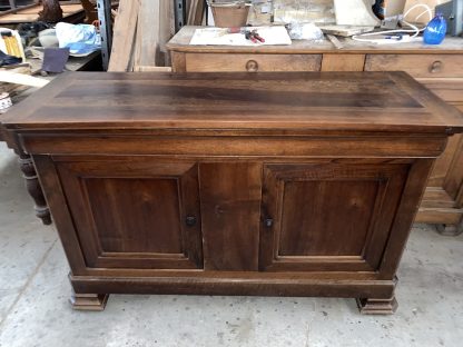 Credenza francese in legno di noce del XIX secolo - immagine 2