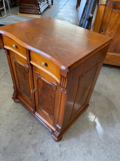 Credenza italiana in legno del XX secolo - immagine 3
