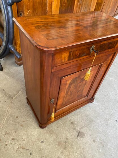 Credenza italiana in legno del XX secolo - immagine 4
