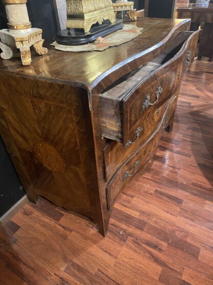 Cassettone Napoletano del 1700 - immagine 6