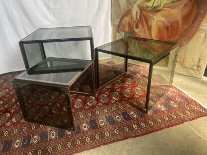 Tavolini ad incastro in ottone e vetro fumé di Renato Zevi, anni '60-'70, set di 3 - immagine 4