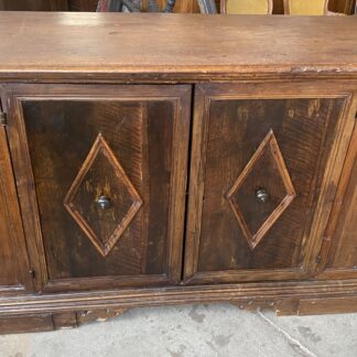 Antica credenza in noce XVII secolo