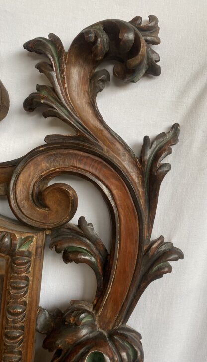 Specchiera in legno intagliata e laccata della fine del XIX secolo - immagine 5