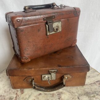 Piccole valigette in cuoio inglesi anni '40