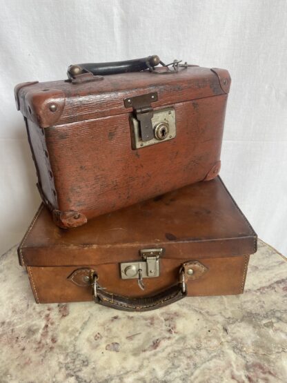 Piccole valigette in cuoio inglesi anni '40
