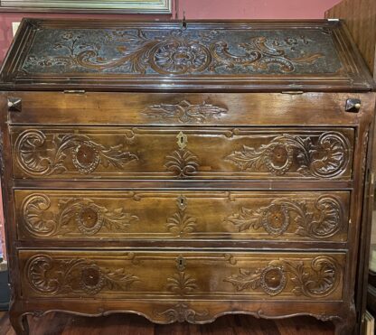 Ribalta italiano in legno di noce in stile Luigi XV - immagine 3