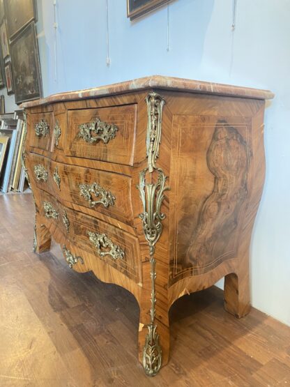 Elegante comò Luigi XV  del XIX secolo - immagine 6