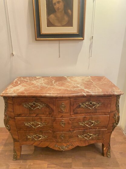 Elegante comò Luigi XV  del XIX secolo - immagine 8