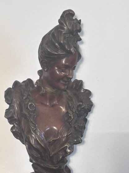 BRONZO ANTICO DI V. BRUYNEEL 1849 RAFFIGURANTE UNA GIOVANE  DONNA - immagine 3