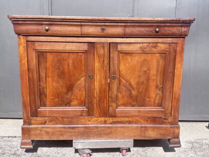 Antica credenza francese del XIX secolo