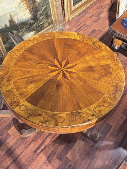 Tavolo rotondo intarsiato - fine XIX / inizio XX sec - Stile Biedermeier - immagine 2