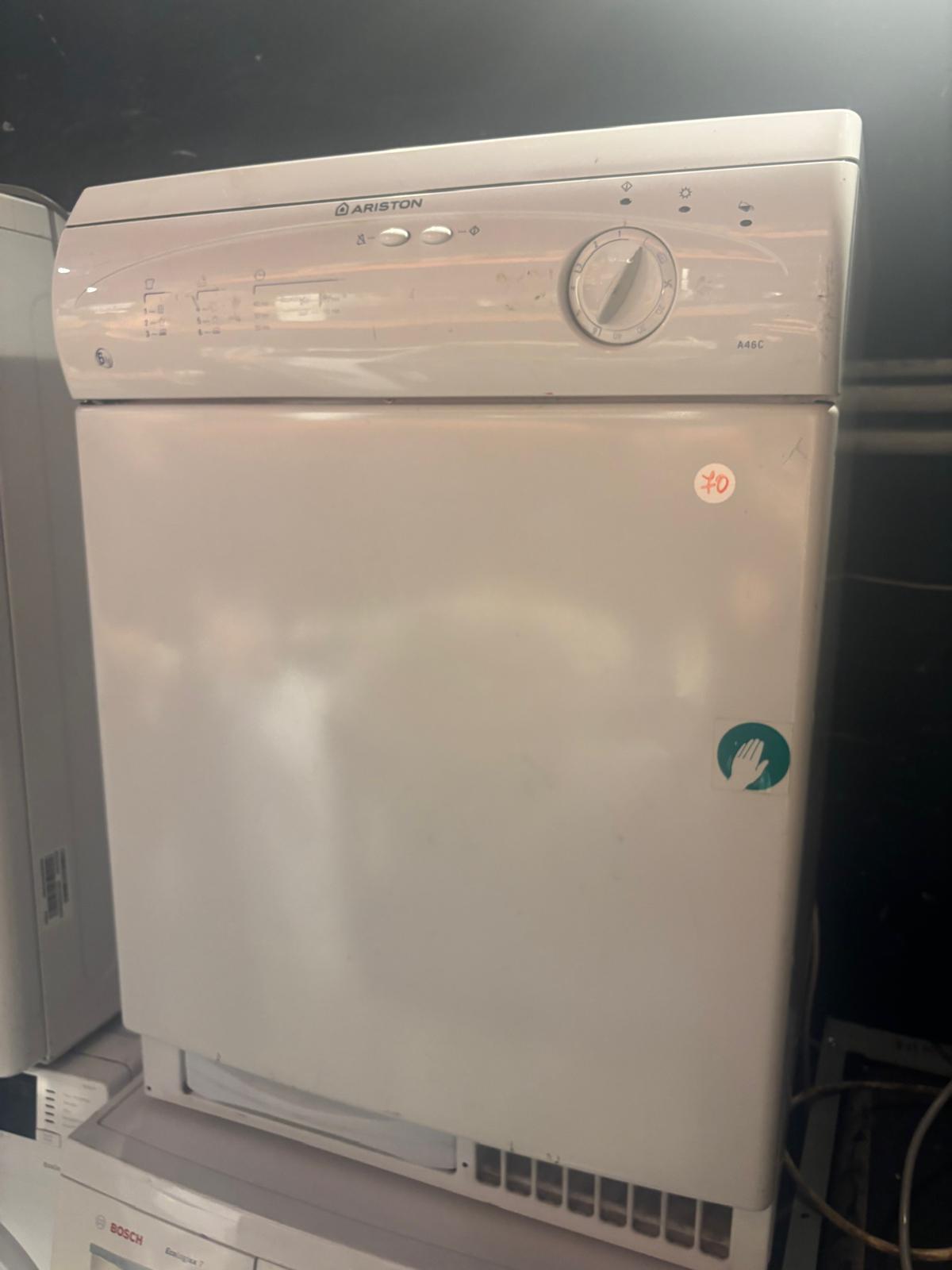 Asciugatrice Ariston, 6 kg NO SPEDIZIONE