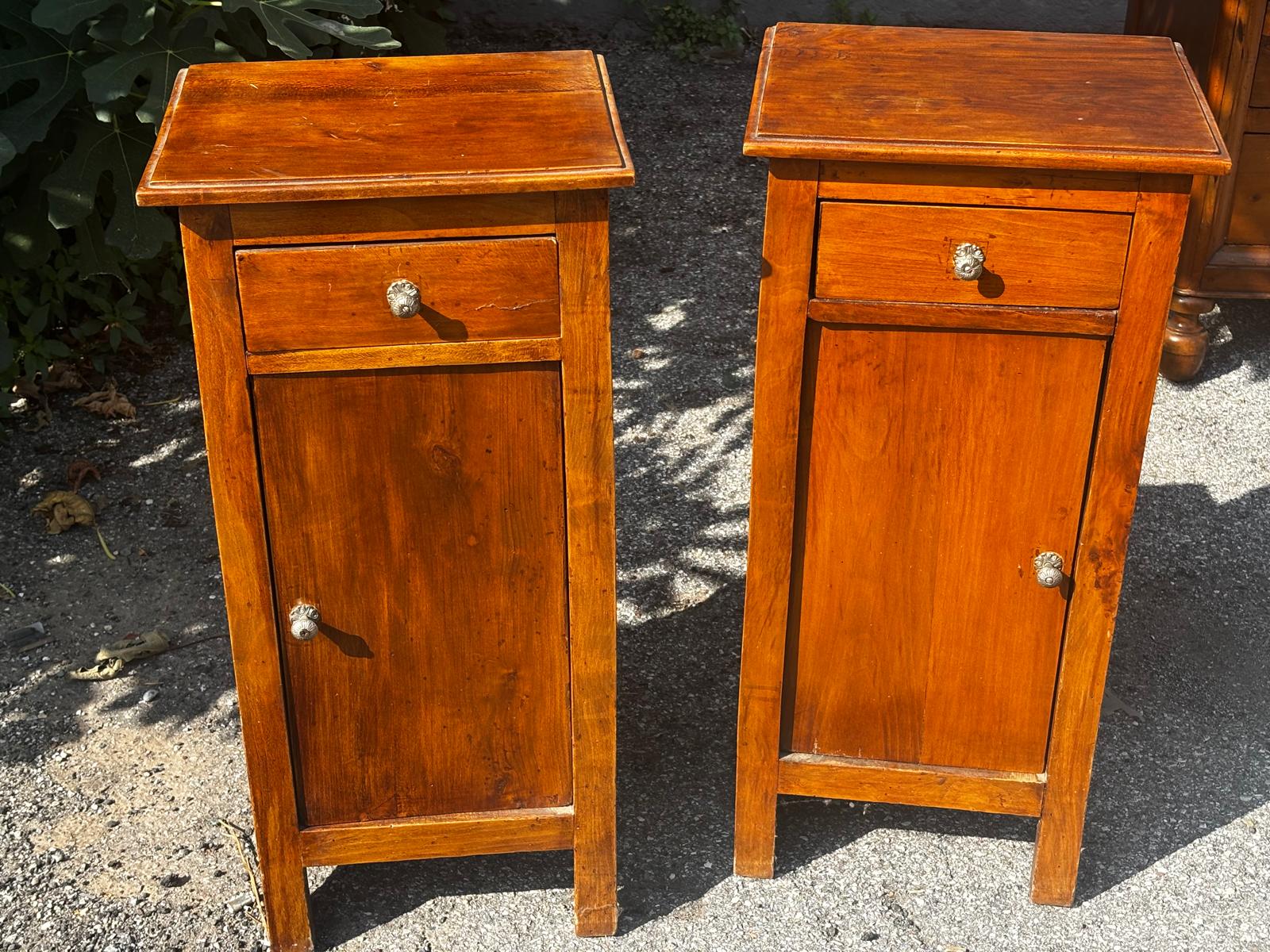 Coppia Comodini stile Arte Povera - immagine 6