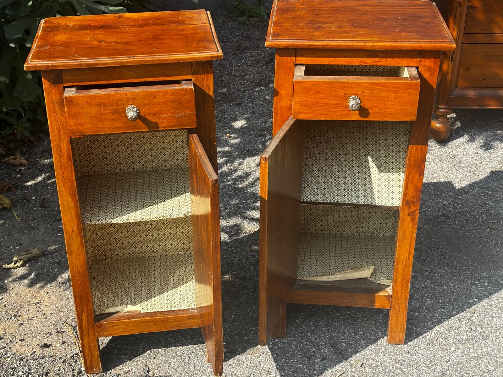 Coppia Comodini stile Arte Povera - immagine 7