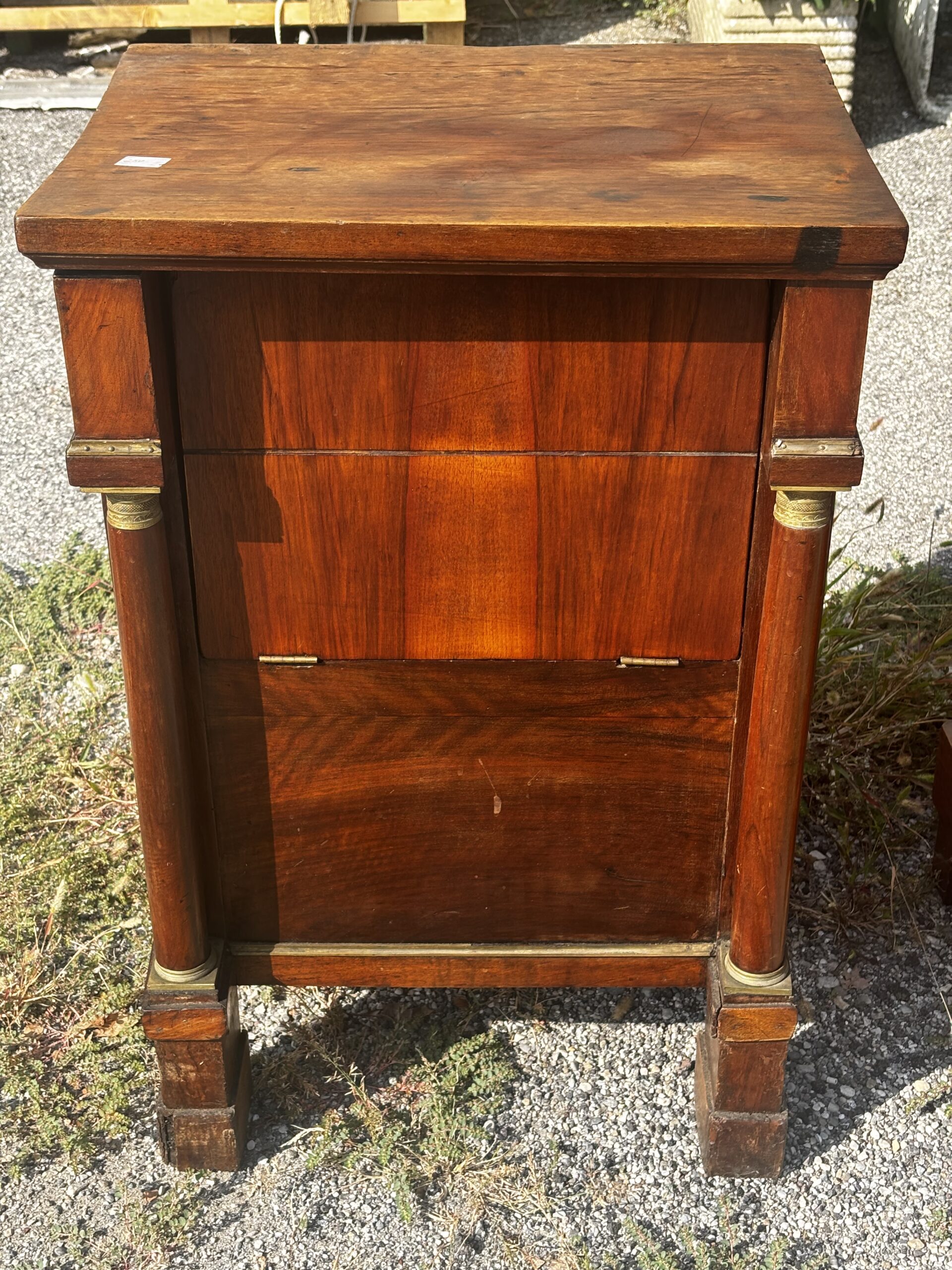 Comodino Impero Usato - Legno Marrone Scuro - Gambe a Colonne - immagine 2